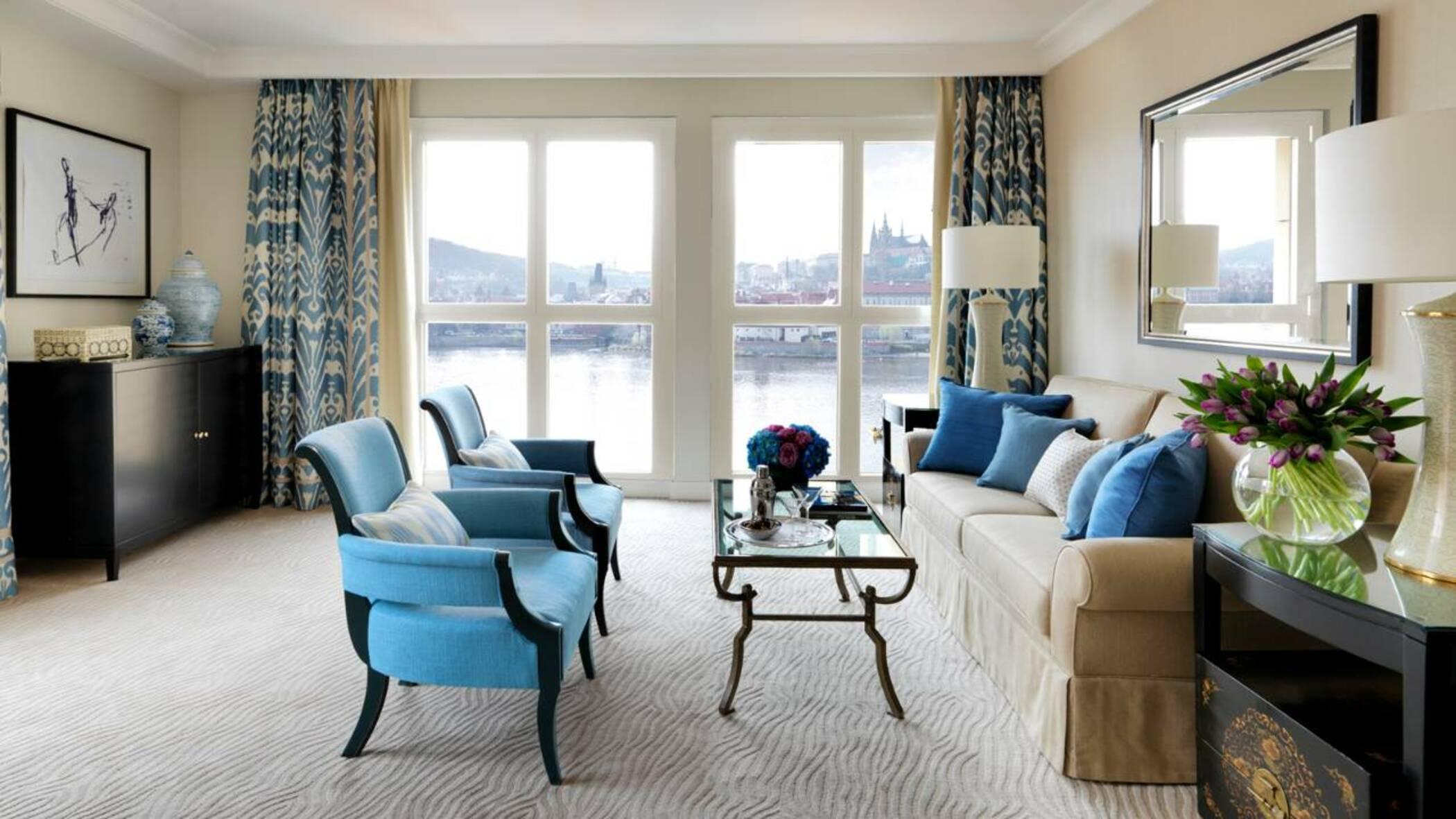 Four Seasons Hotel Praga Esterno foto