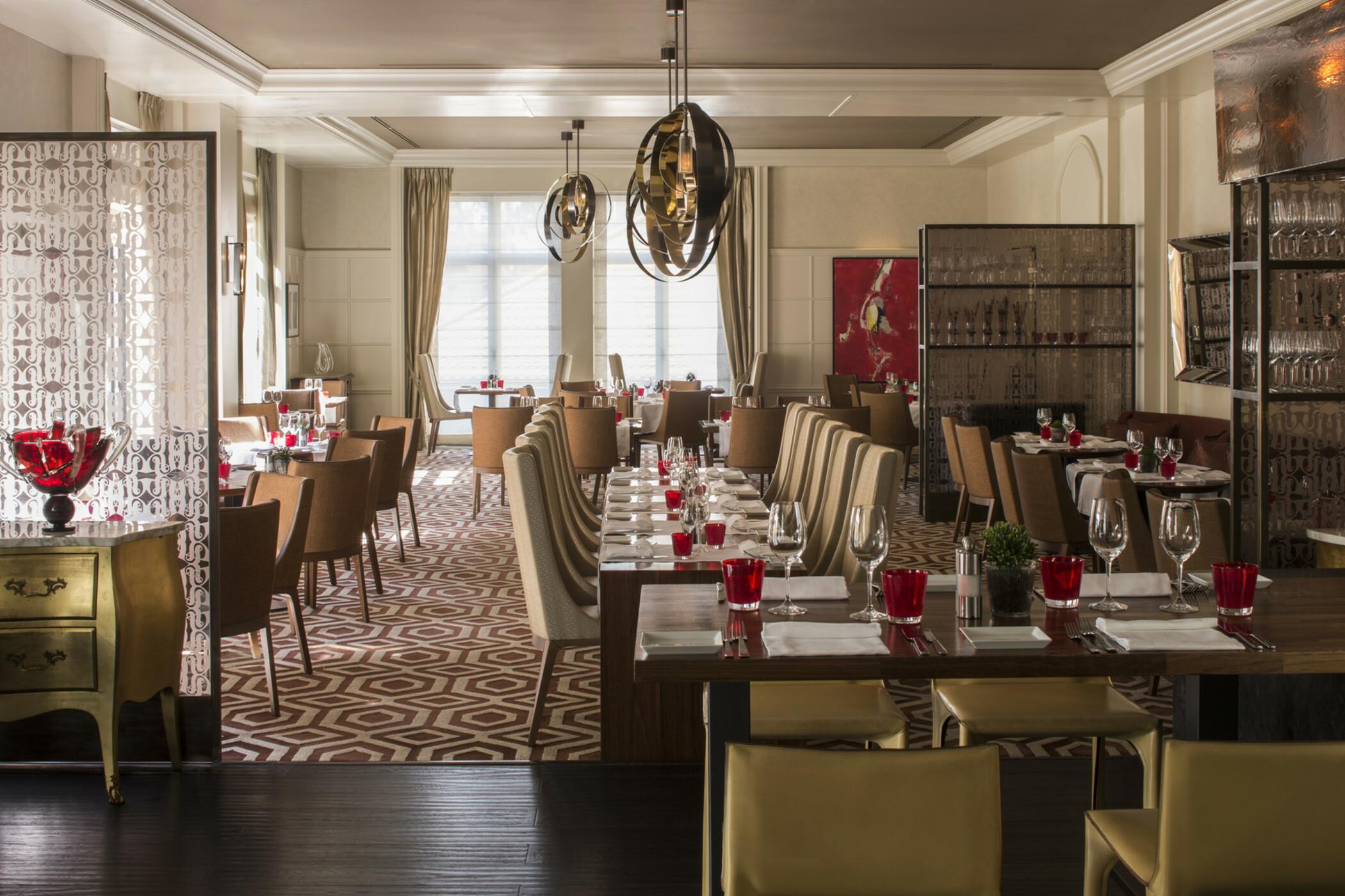 Four Seasons Hotel Praga Esterno foto