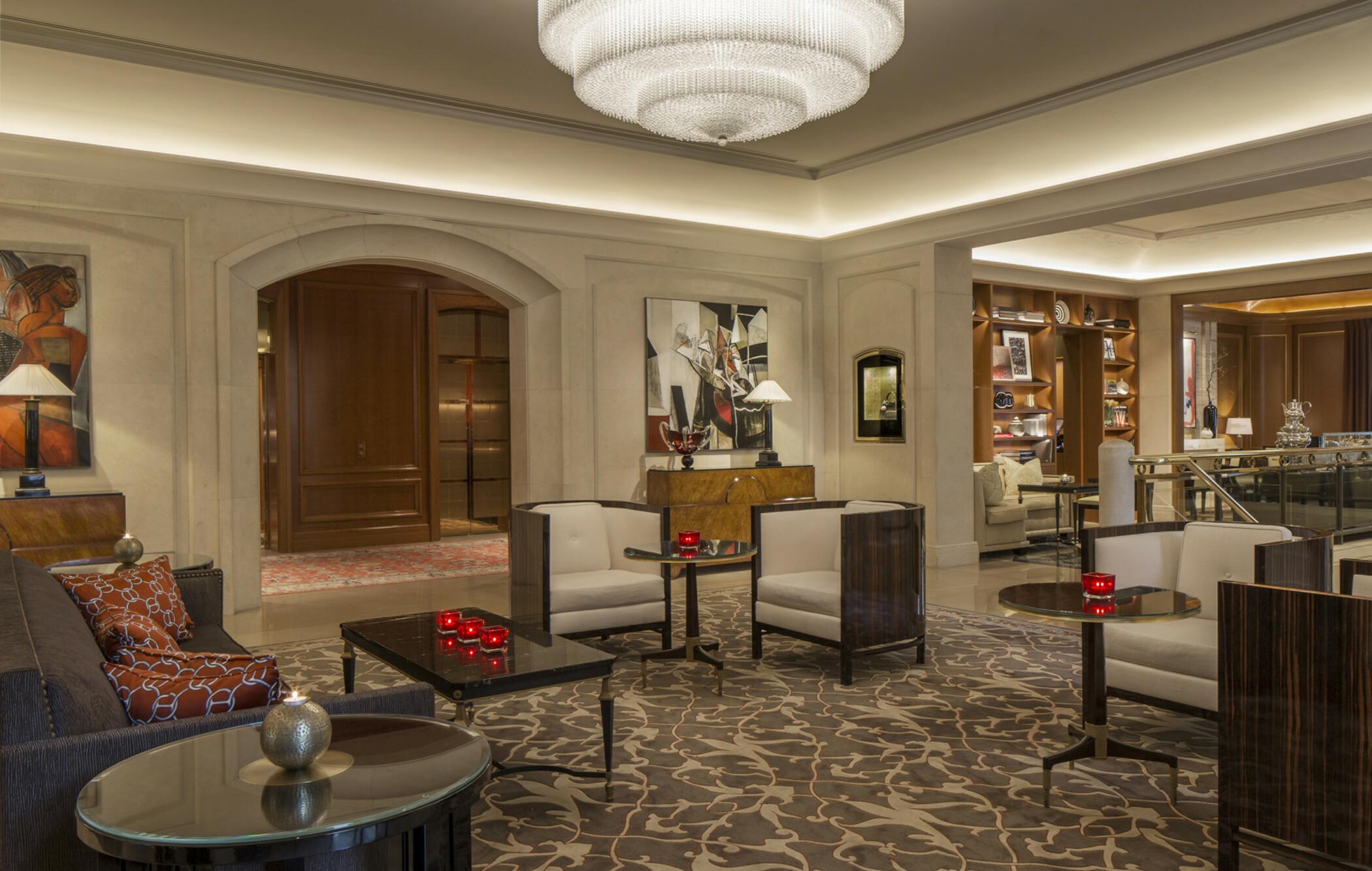 Four Seasons Hotel Praga Esterno foto