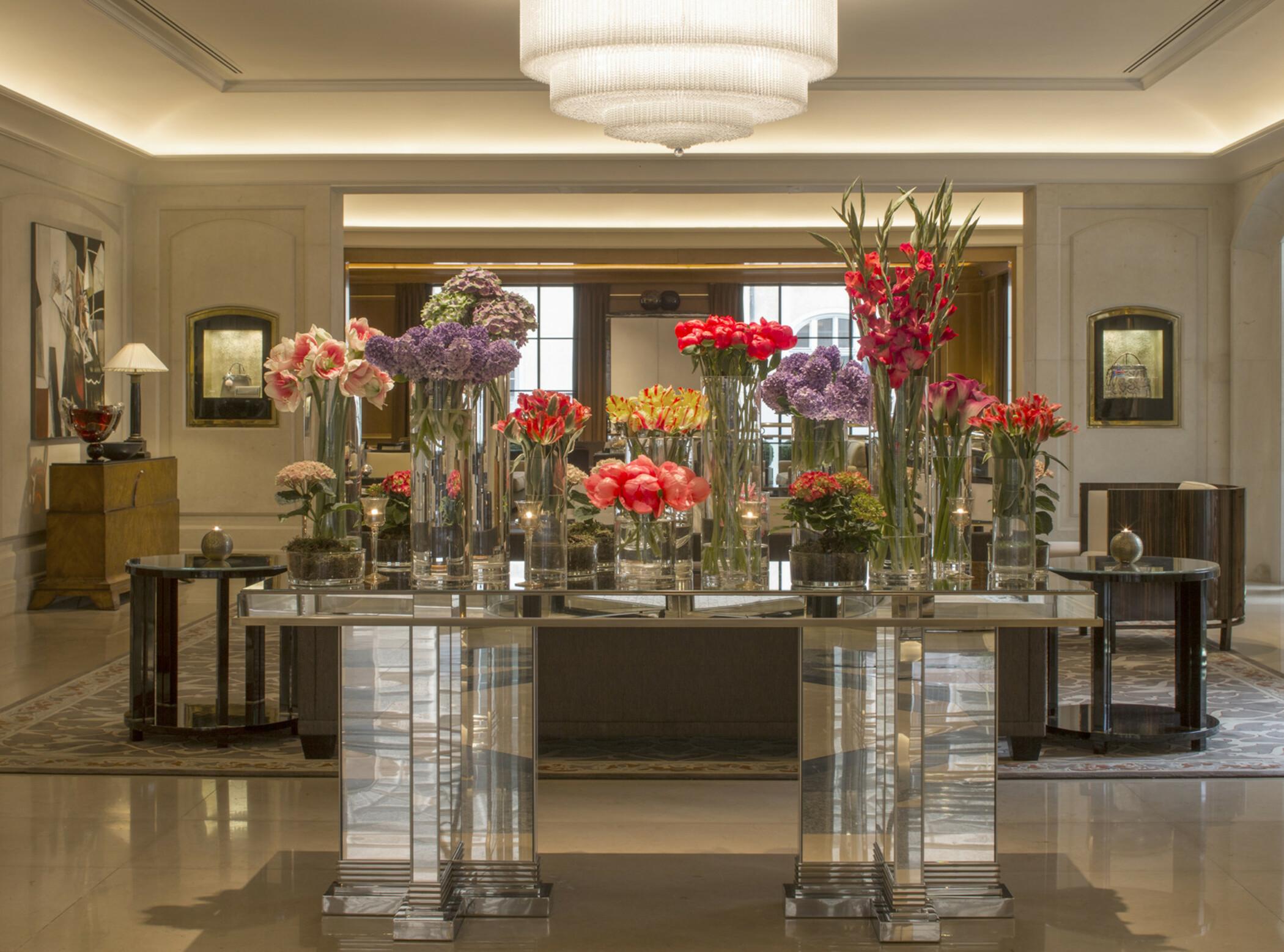 Four Seasons Hotel Praga Esterno foto