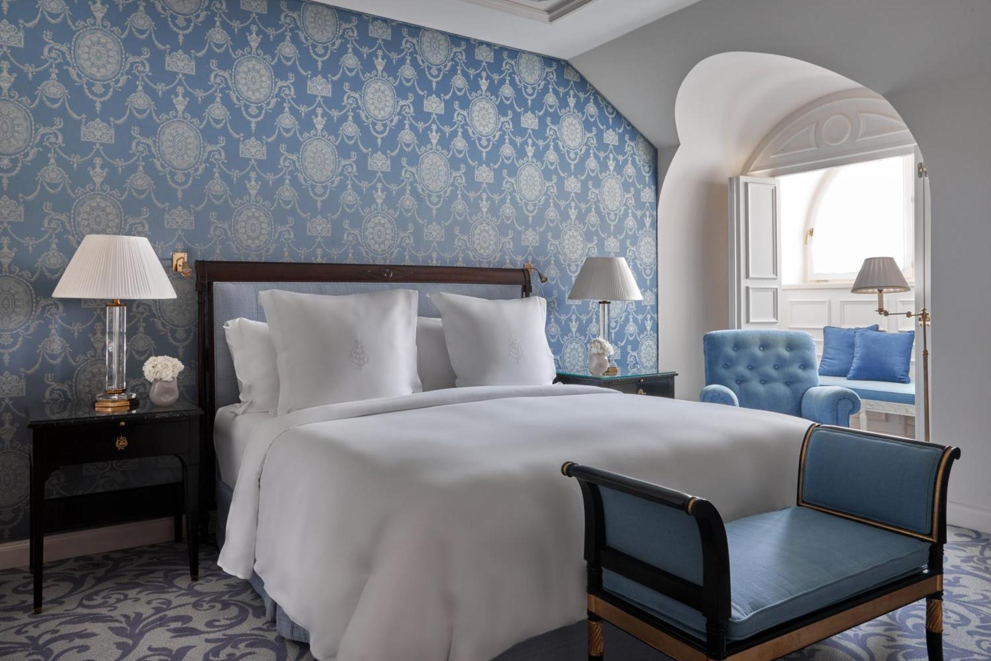 Four Seasons Hotel Praga Esterno foto